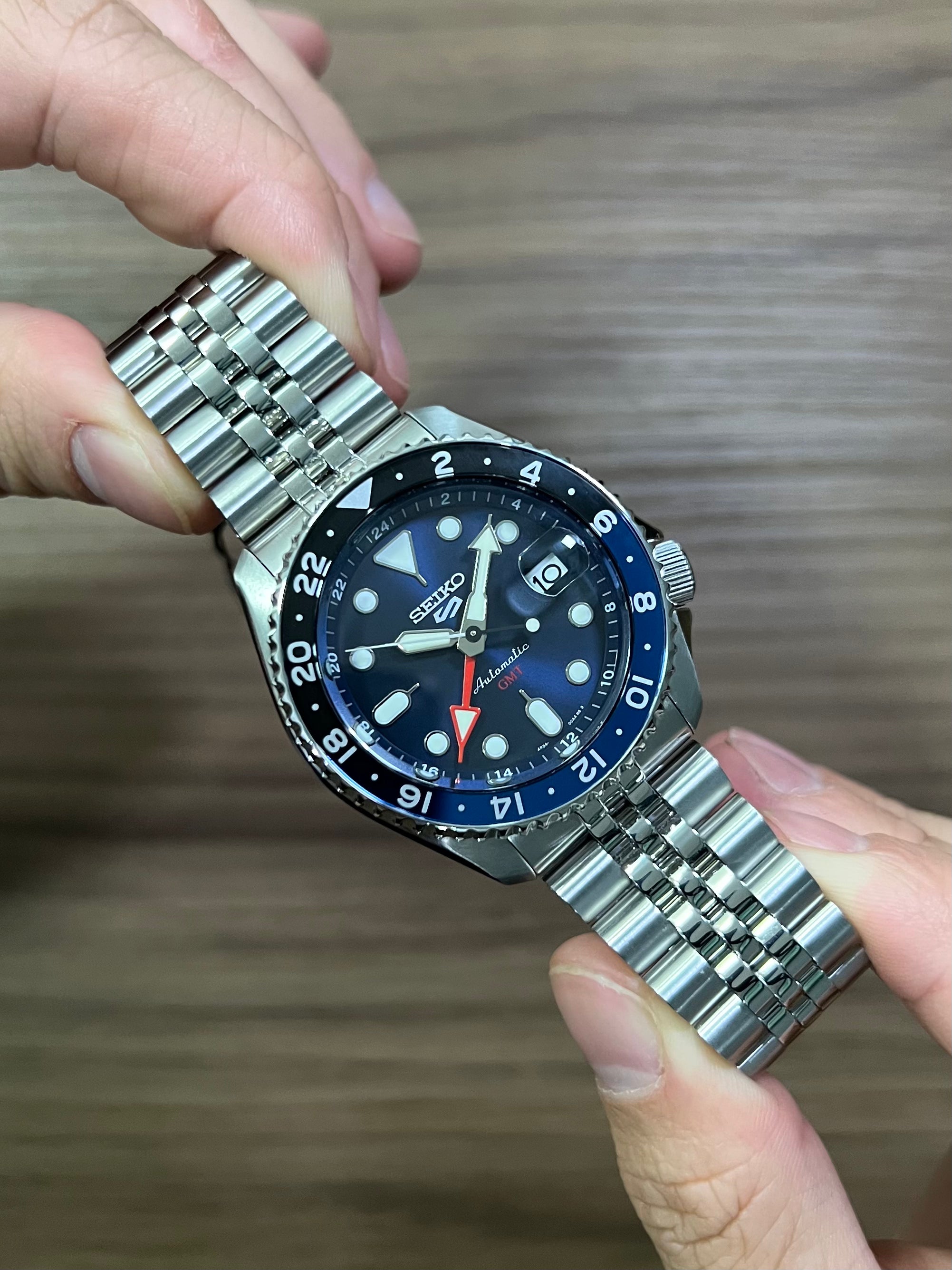 Seiko 5 Sports GMT SSK003